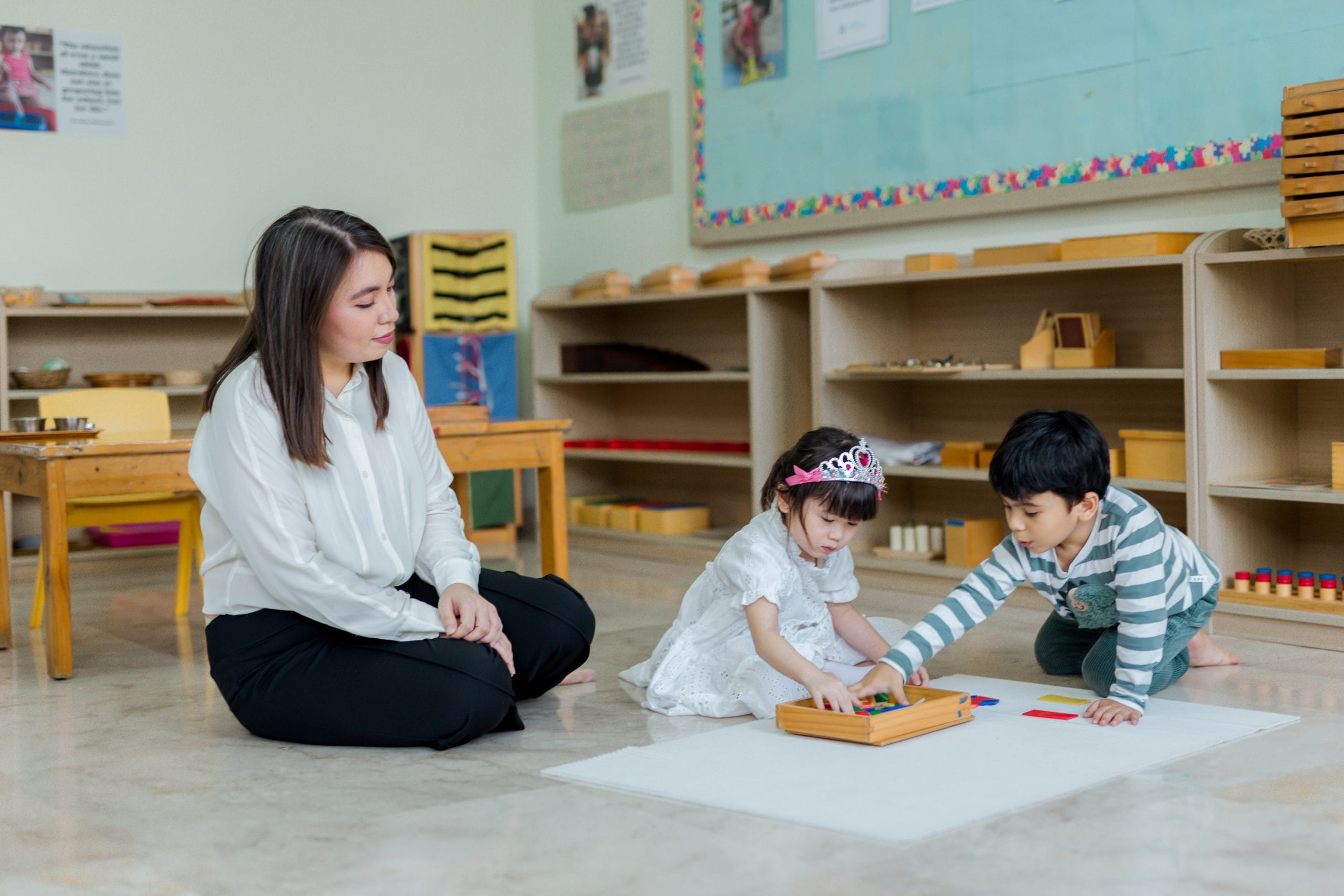 Behind the Scenes: How Montessori Teachers Nurture Independent Learners